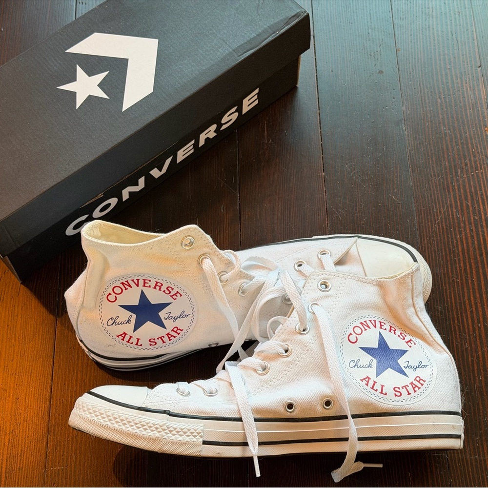 NWOT Converse Chuck Taylor All Star Hi Oversized Logo 10.5, 165696C